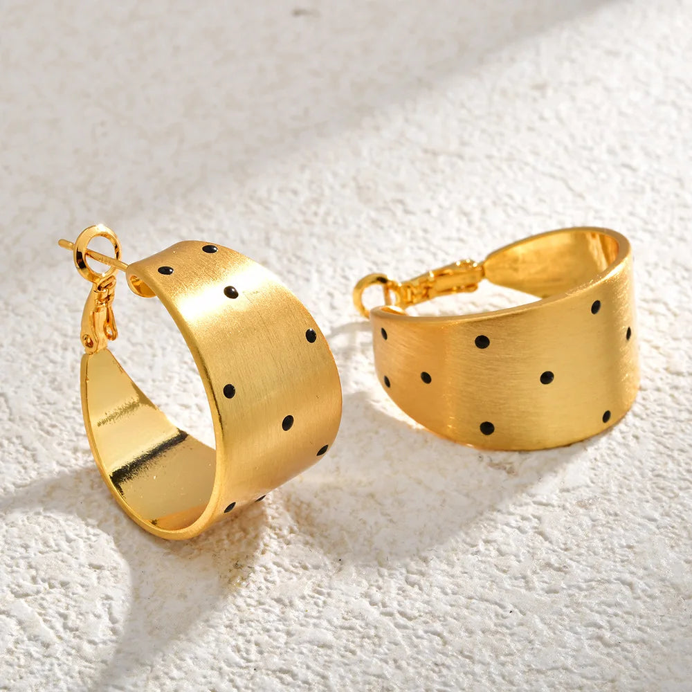 Wide Polka Dot Hoop Earrings Women Gold Brushed Metal Statement Earrings Fashion Jewelry Lightweight Party Accessories Wholesale