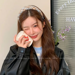 Women Color Blocked Plaid Scrunchies Headbands Hiar Clips Accessories Set Trendy Elegant Wholesale in Stock for Women Kids Daily