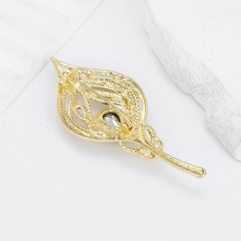 Fashion Glitter Sparking Sweet Rhinestone Elegant Brooches for Girls Stylish Trendy Pins Jewelry for Women Ladies Accessories