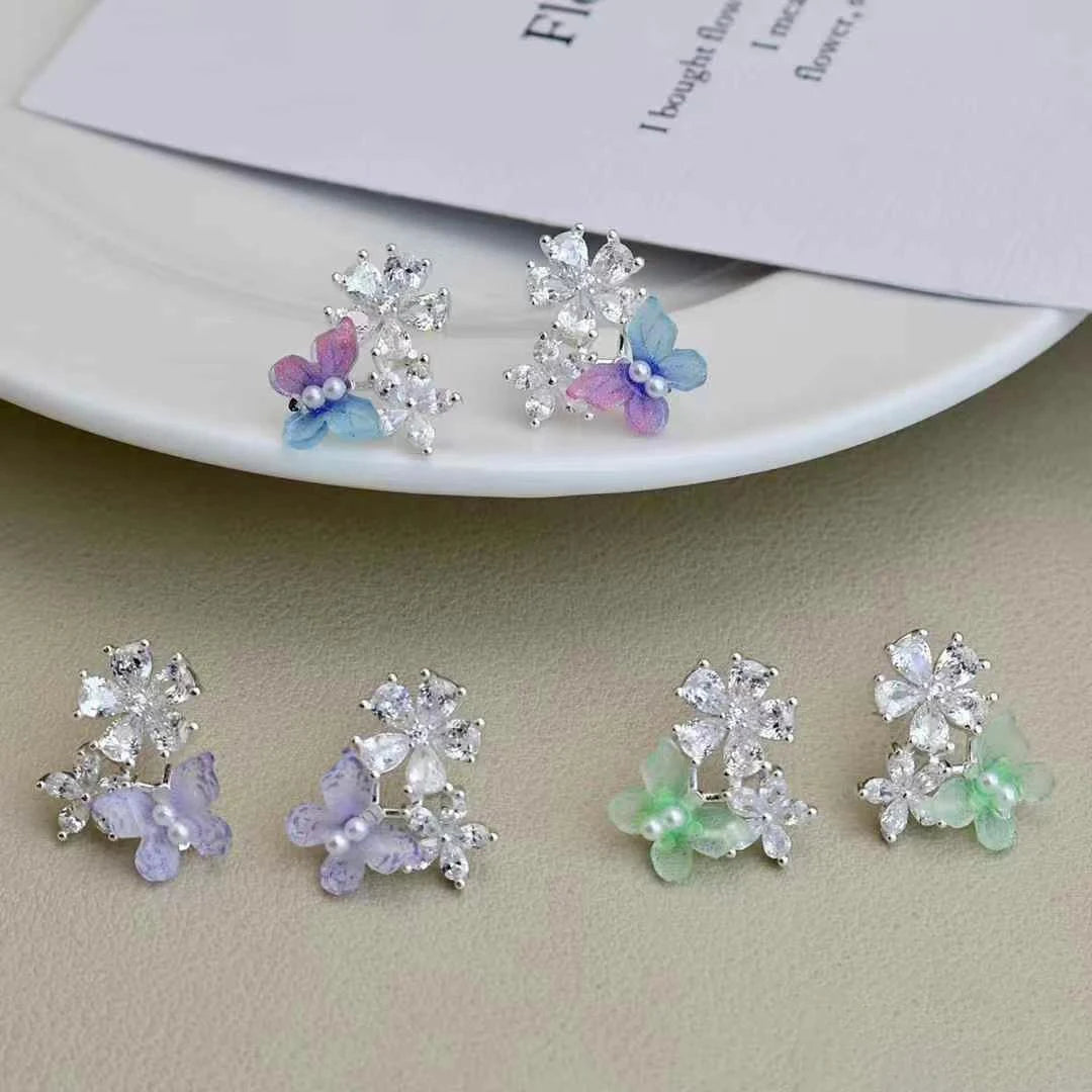 Fashion Elegant Butterfly Animals Hoop Earrings for Girls Dainty Ary Deco Jewelry for Women Ladies Accessories Glamorous Chic