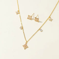 Fashion Refined Sweet Elegant Necklaces for Girls Dainty Glamorous Luxury Stud Earrings Jewelry Sets for Women Lady Accessories