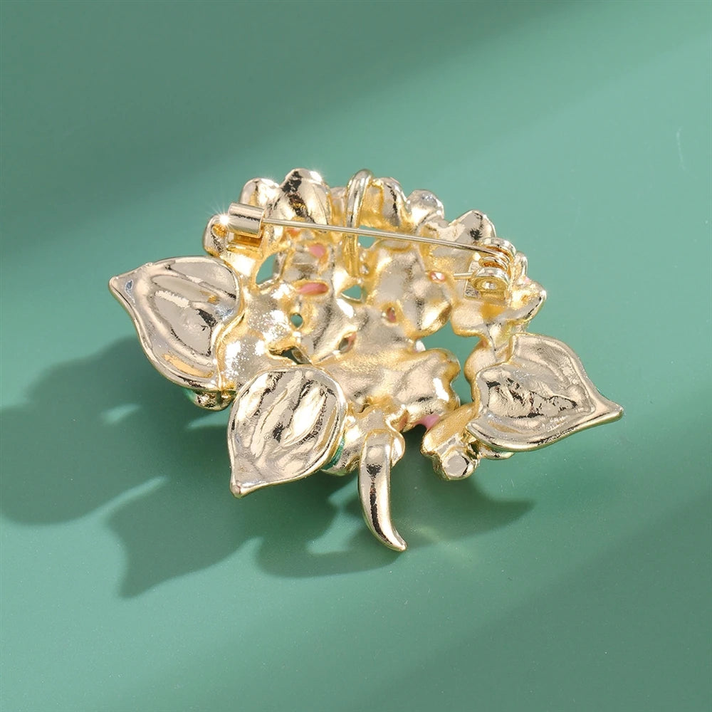 Fashion Flower Elegant Stylish Brooches for Girls Sweet Charms Pins Jewelry for Women Ladies Accessories Chinese Supplier
