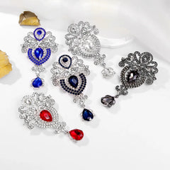 Fashion Luxury Glitter Sparkle Rhinestone Crystal Brooches for Girls Vintage Retro Classic Jewelry for Women Ladies Accessories