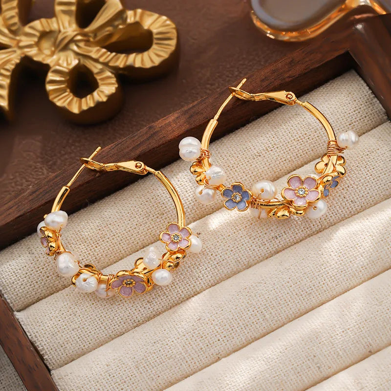 Fashion Flower Copper 18K Gold Plated Hoop Earrings for Girls Sweet Butterfly Jewelry for Women Ladies Wholesale China Supplier