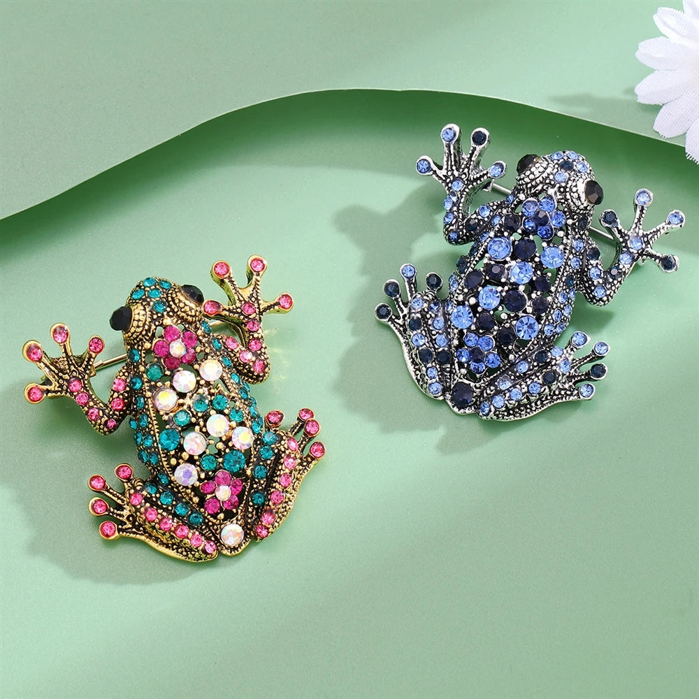 Fashion Glitter Rhinestone Animals Frog Brooches for Girls Stylish Trendy Pins Jewelry for Women Ladies Accessories Wholesale
