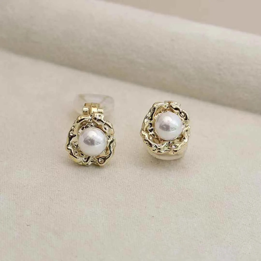 Luxury Refined Dainty Charms Clip on Earrings for Girls Sweet Elegant Simple Classic Jewelry for Women Ladies Accessories Chic