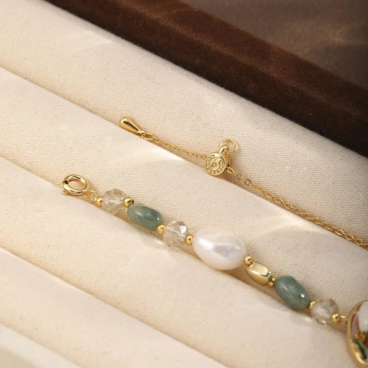 Fashion Freshwater Pearl Green Agate Glass Crystal Bracelets for Girls Vintage Heart Shaped Jewelry for Women Ladies Wholesale