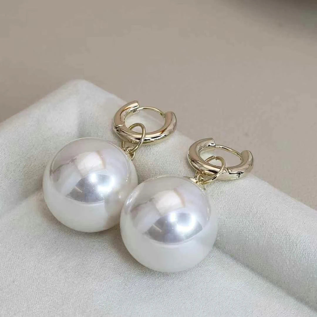 Women Imitation Pearl Flower Decorative Drop Earring Luxurious Dainty Trendy High Quality Bulk Jewelry Accessories for Office