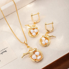 Women Gold 18k Gold-plated Freshwater Pearl Bird Necklace Earring Rings Factory Price Charms Fashion Jewelry Sets for Female