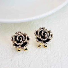 Ladies Hot Sale Flower Small Rhinestone Stud Earring Glitter Elegant Graceful Fashion Wholesale Jewelry Accessories for Causal
