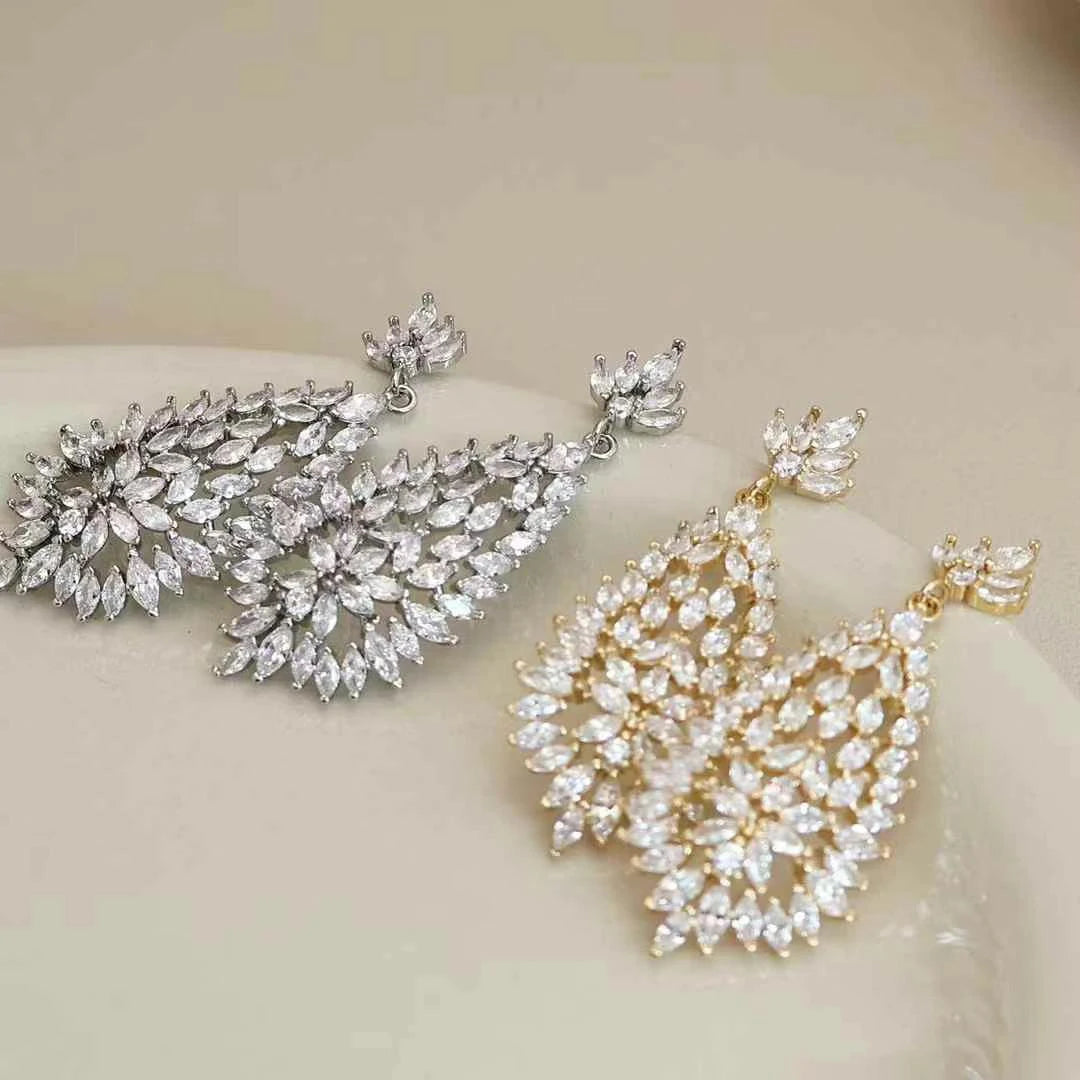 Women Mental Tassel Irregular Shape Imitation Pearl Drop Earring Exaggerated Fashion Chic Glitter Bulk Daily Jewelry Accessories