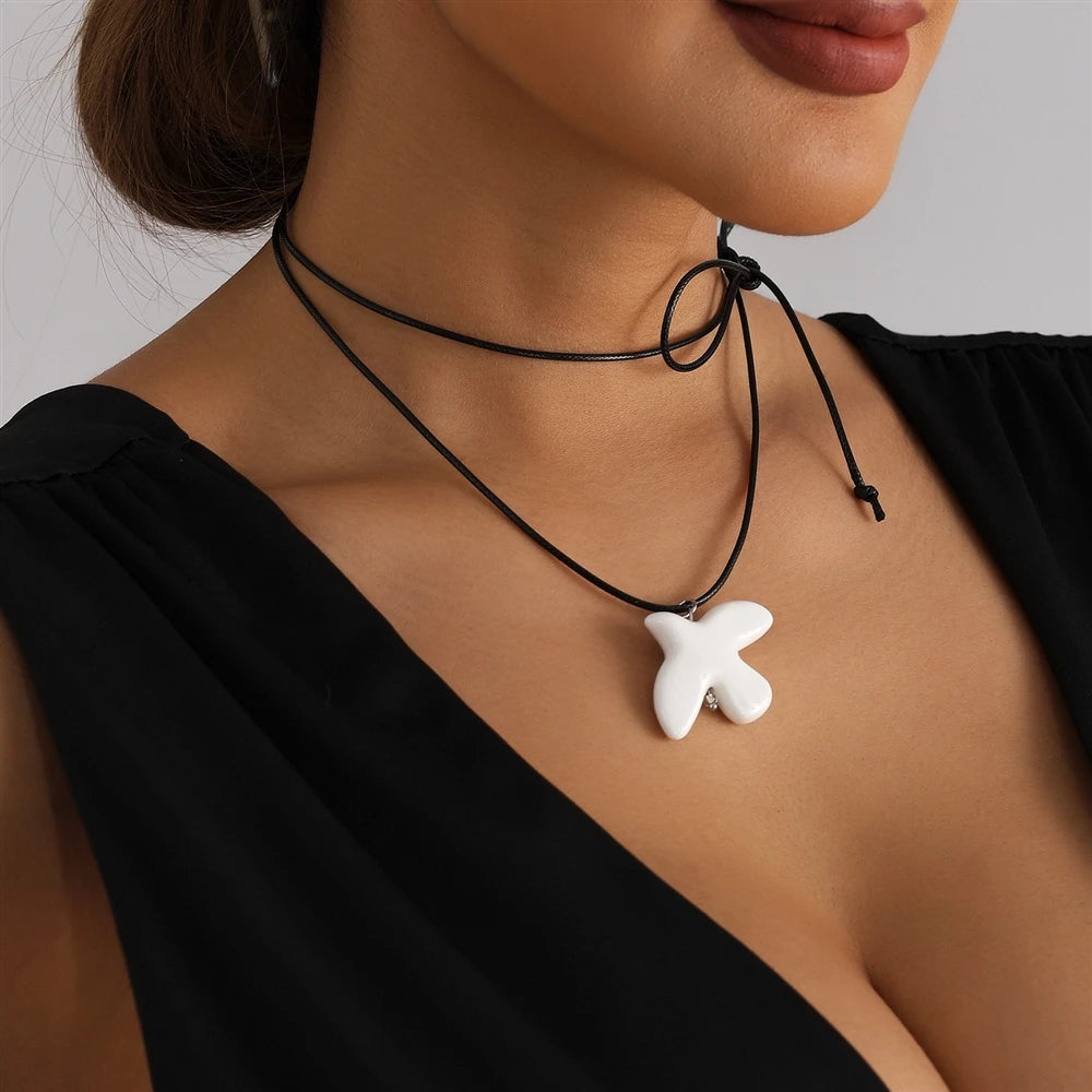 Sweet Sweater Chains for Girls Animals White Dove Stylish Necklaces for Girls Bowknot Choker Fashion Jewelry for Women Ladies