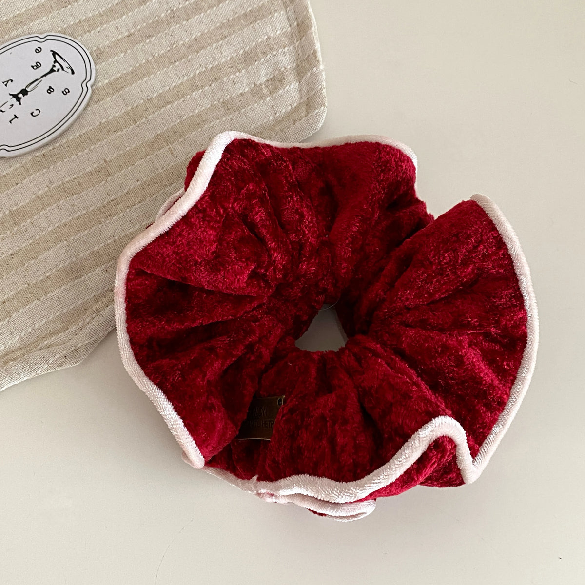 Solid Color Red Velvet Scrunchies for Kids Children Hair Accessories Classic Simple Fashion Hair Ties for Kids Children Hair Tie