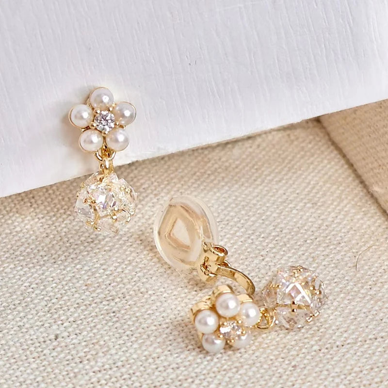 Fashion Luxury Glitter Refined Flowers Clip on Earrings for Girls Art Deco Dainty Jewelry for Women Ladies Accessories Wholesale