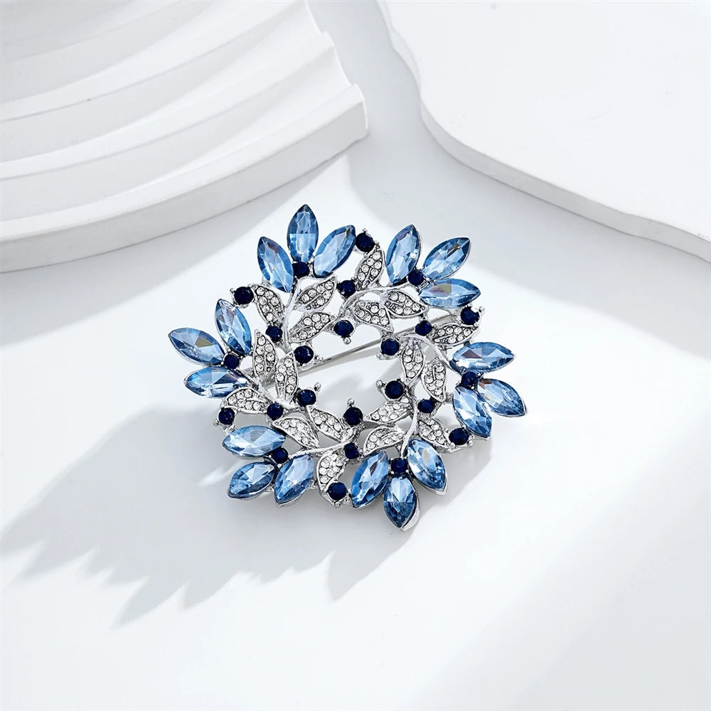 Fashion Snow Flake Glitter Sparkle Brooches for Girls Rhinestone Elegant Stylish Pins Jewelry for Women Ladies Accessories
