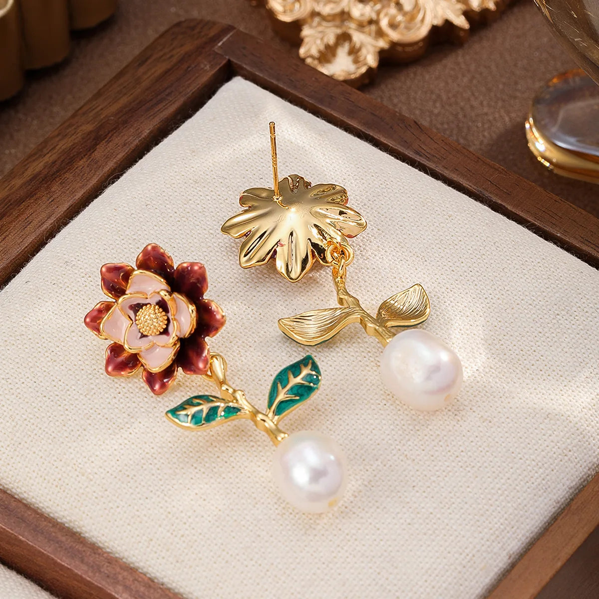 Women Flower Shape Freshwater Pearl S925 Silver 18k Gold-plated Drop Earring Elegant Fashion in Stock Jewelry for Female Daily