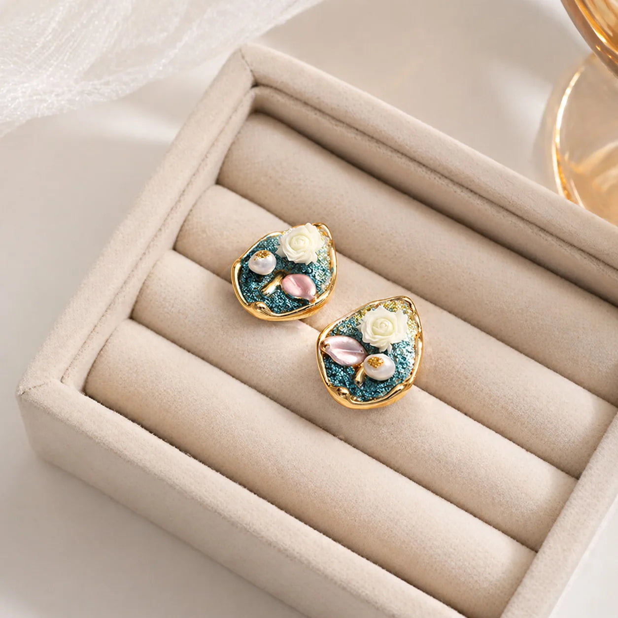 Fashion Dried Flowers Freshwater Pearl Copper 18K Gold Stud Earrings for Girls Sweet Jewelry for Women Ladies Wholesale Bulk