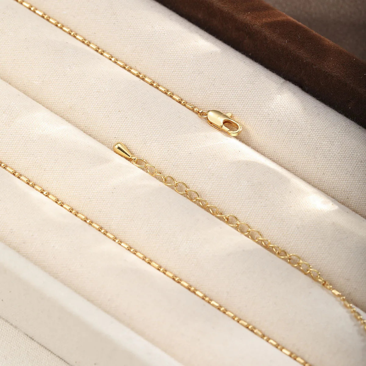 Women Minimalistic Chain Copper Zircon Necklace Factory Price Low MOQ in Stock Simple Fashion Jewelry for Female Causal Daily
