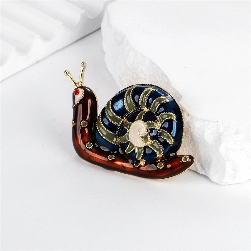 Fashionable Animals Snail Elegant Vintage Brooches for Girls Retro Luxury Pins Jewelry for Women Ladies Accessories Wholesale
