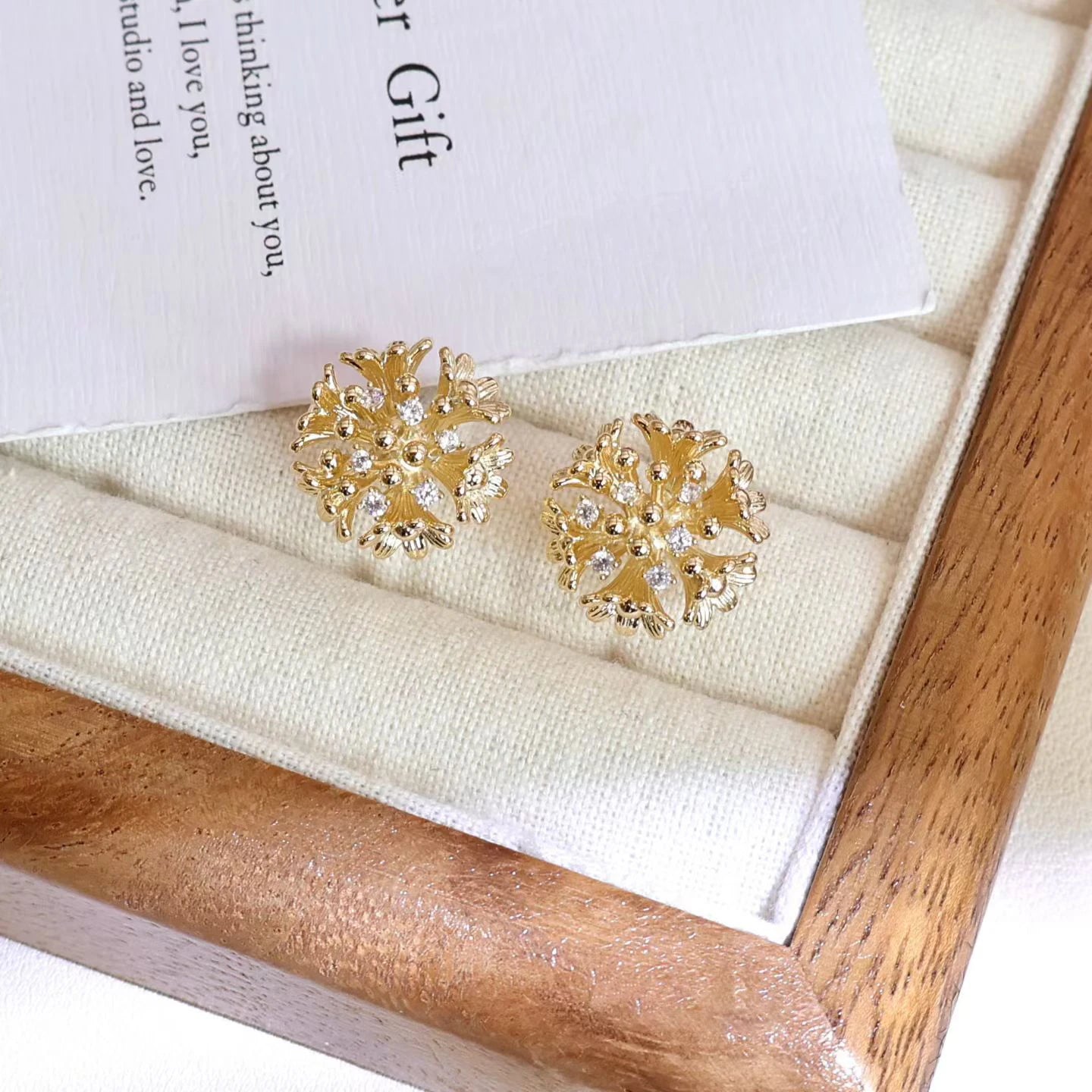 Ladies Star Irregular Shape Small Mini Stud Earring Fashion Elegant Simple High Quality Bulk Jewelry Accessories for Office Use