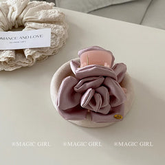 New Arrival Gentle Flower Hair Claw Clips for Women Hair Style Luxurious Hair Accessories Elegant Barrettes With Pearl Crystal