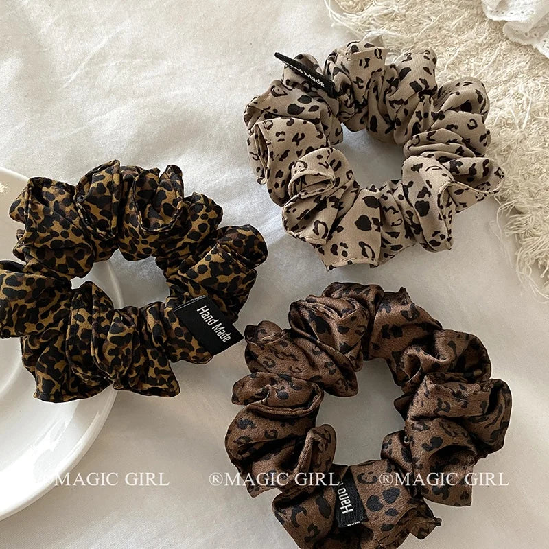 Sweet Elegant Graceful Scrunchies for Girls Trendy Stylish Adorable Cute Hair Ties for Women Ladies Hair Accessories in Stock