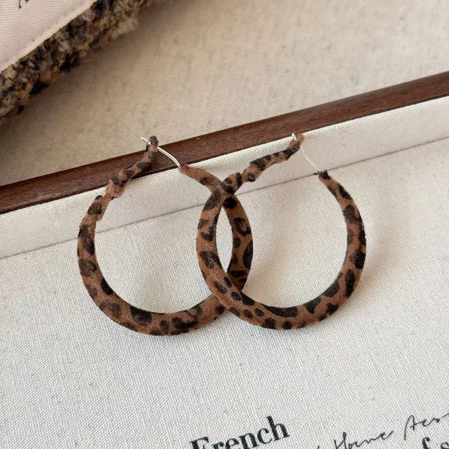 Women Leopard Print Circle Square Medium Hoop Earring Fashion Elegant Vintage Luxurious Glamorous Bulk Daily Jewelry Accessories