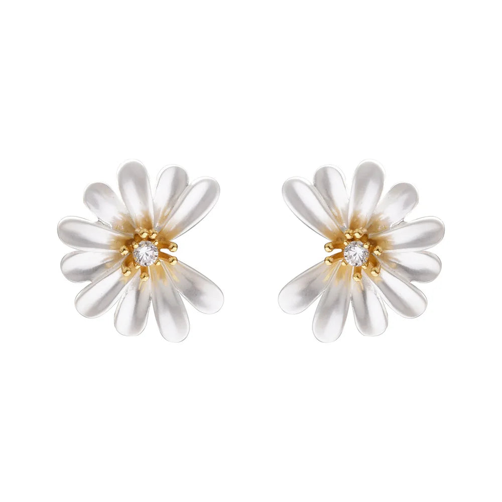 Korean Trendy Pastel Little Daisy Stud Earrings for Women Sweet Simple Flower Earrings Exquisite Design Ear Accessory Wholesale