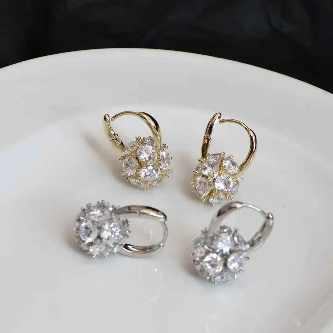 Simple Fashion Sweet Minimalistic Hoop Earrings for Girls Flower Floral Jewellry for Women Ladies Accessories Chinese Supplier