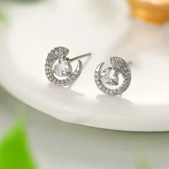 Women New Design Flower Shape Butterfly Heart Decorative Mini Stud Earring Fashion Elegant Simple Bulk Daily Jewelry Accessory