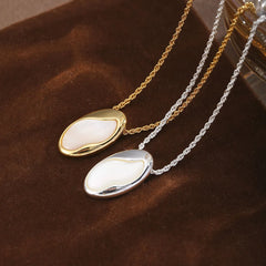 Fashion Copper 18K Gold Plated White K Shell Pendent Necklaces for Girls Simple Jewelry for Women Ladies Wholesale Bulk Sweet