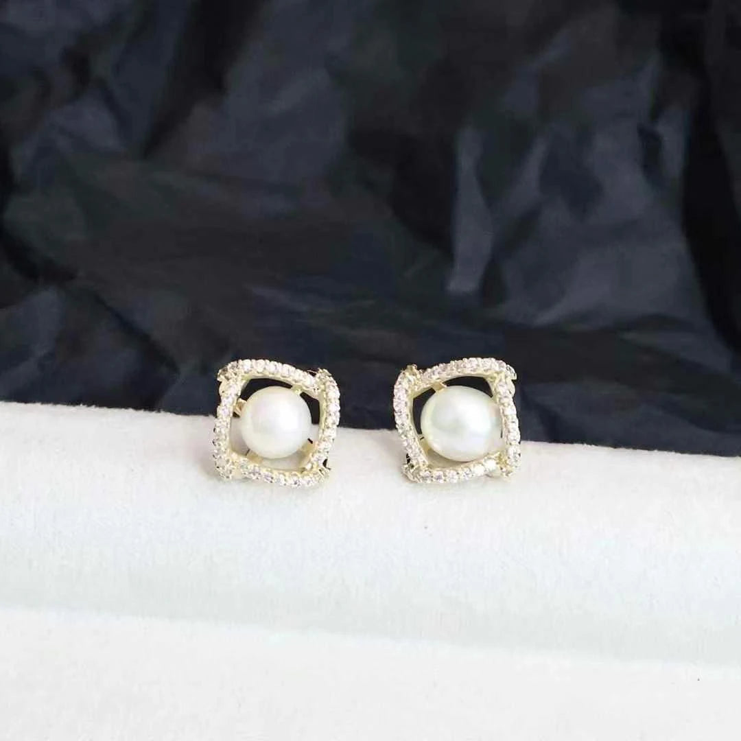 Luxury Large Imitation Pearl Stud Earrings for Girls Sweet Elegant Art Deco Graceful Chic Jewellry for Women Ladies Accessories