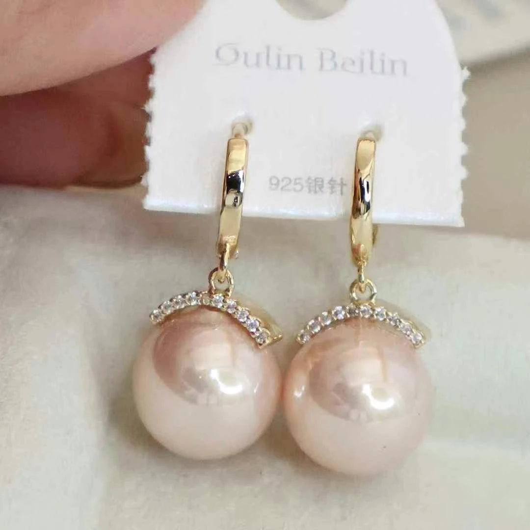 Sweet Butterfly Imitation Pearl Luxury Latest Drop Earrings for Girls Elegant Glitter Jewelry for Women Ladies Accessories Chic