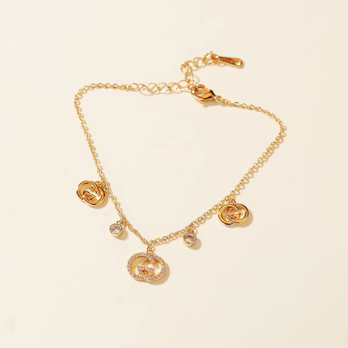 Elegant Luxury Glamorous Charms Bracelets for Girls Chains Sweet Dainty Charms Refined Jewelry for Women Ladies Accessories