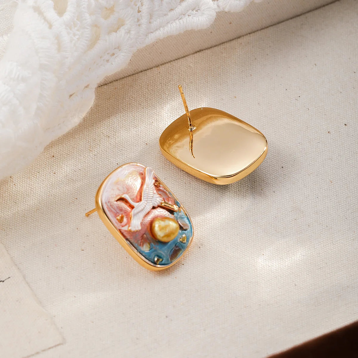 Fashion Vintage Chinese Style Hand-Painted Graffiti Stud Earrings for Girls Luxury Jewelry for Women Ladies Wholesale Bulk