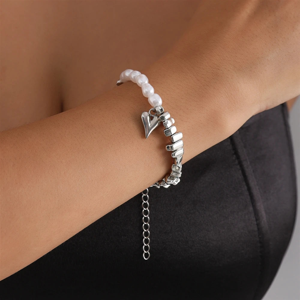 Fashion Trendy Imitation Pearl Beads Mental Necklaces for Girls Elegant Graceful Jewelry for Women Ladies Accessories Wholesale