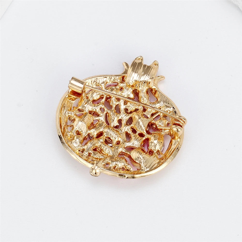 Fashionable Fruits Pomegranate Sweet Brooches for Girls Trendy Dainty Pins Jewelry for Women Ladies Accessories Wholesale