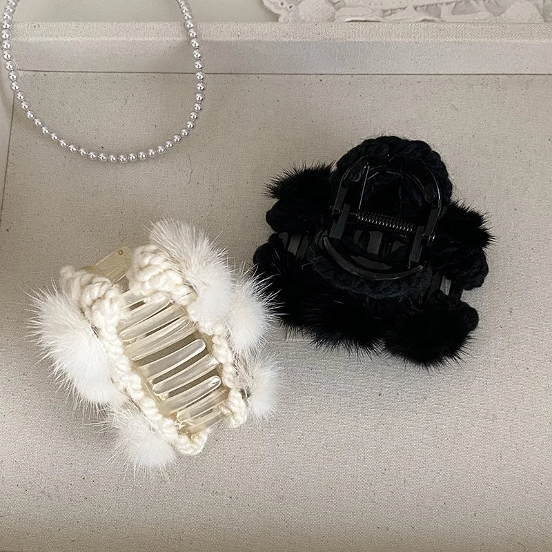 Female Solid Color Fluffy Small Hair Claws Fashion Elegant Vintage Warm Customized Wholesale in Stock Hair Clips Accessories