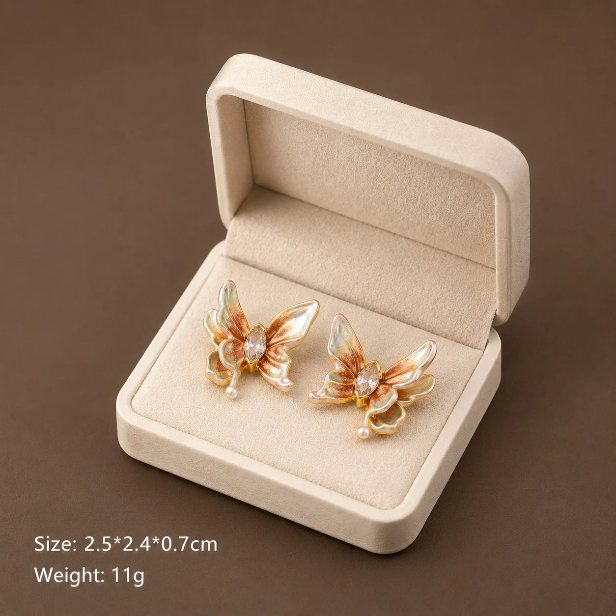 Fashion Copper 18K Gold Plated Butterfly Stud Earrings for Girls Crystal Rhinestone Jewelry for Women Ladies Trendy Wholesale