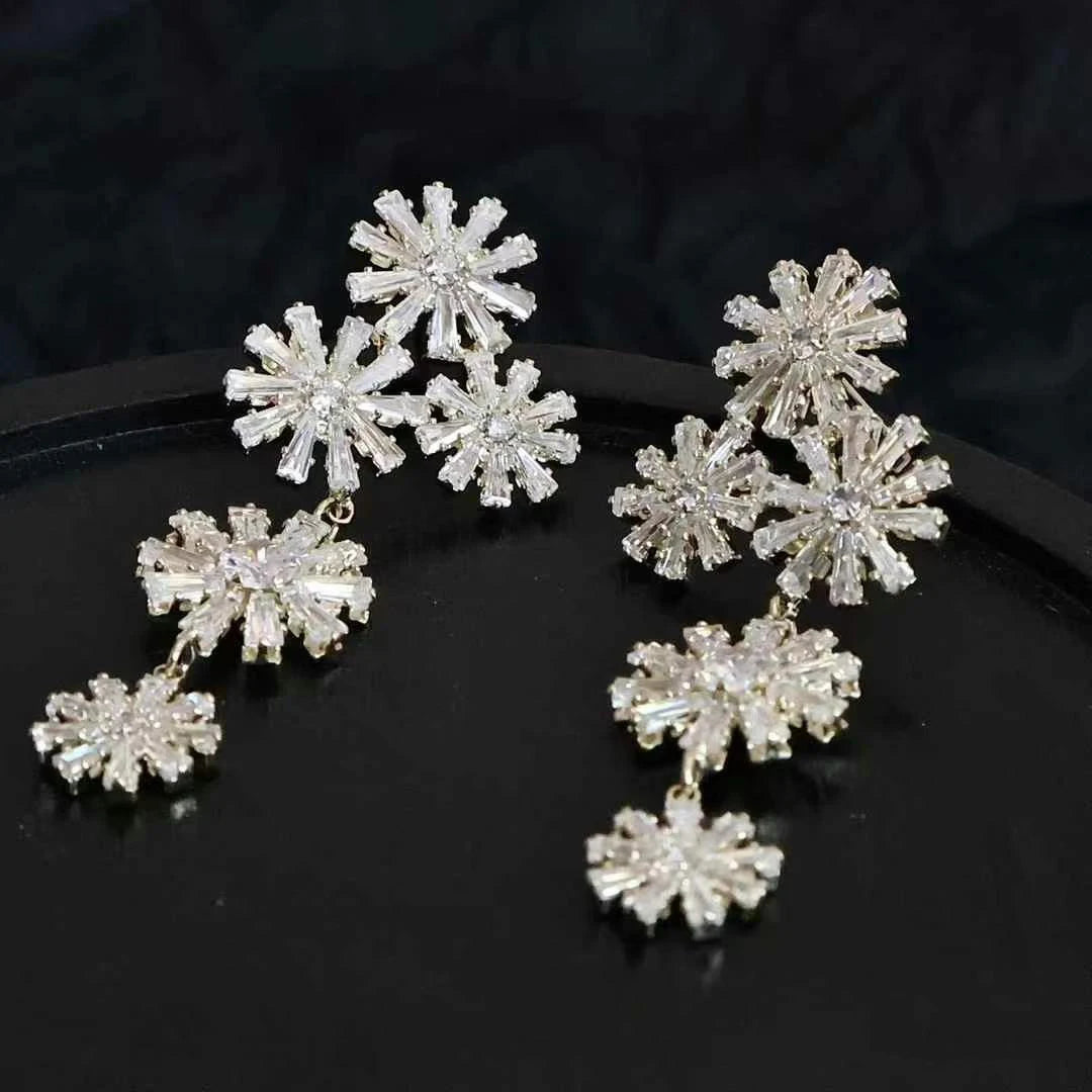 Luxury Exaggerated Glitter Stunning Elegant Drop Earrings for Girls Graceful Classic Jewelry for Women Ladies Accessories