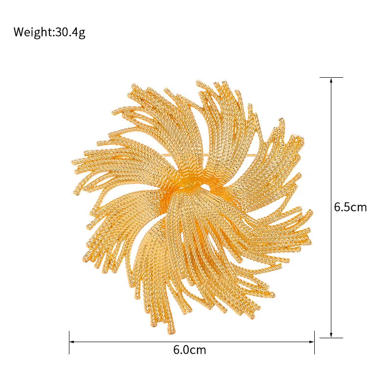 Fashion Vintage Golden Elegant Brooches for Girls Glamorous Charms Snow Flake Pins Jewelry for Women Ladies Accessories Chic