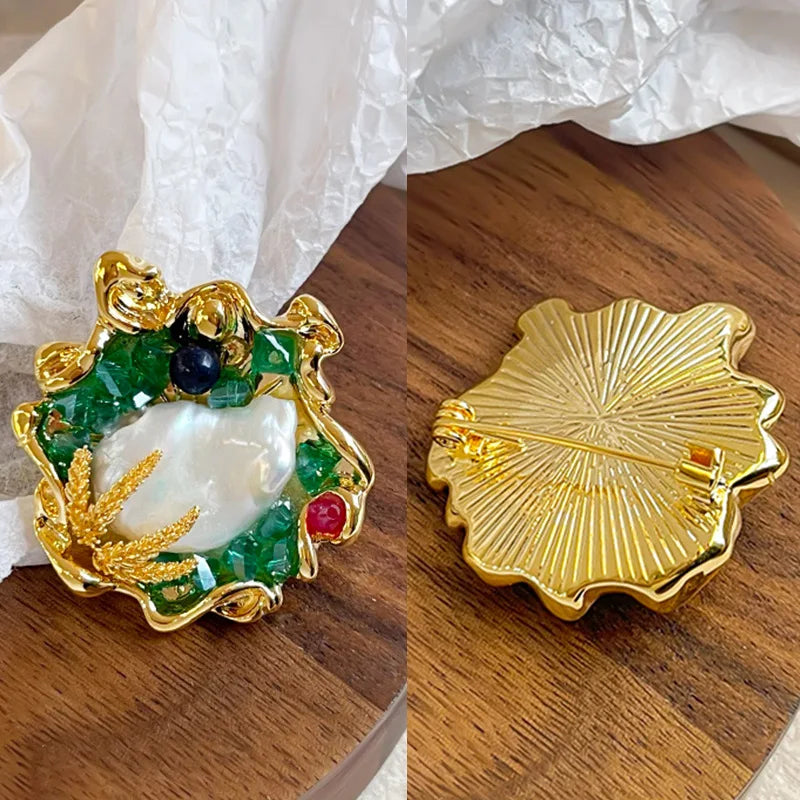 Female Gold Green Baroque Pearl 18k Gold-plated Brooch Elegant Vintage Charms Low MOQ in Stock Jewelry for Women Causal Party