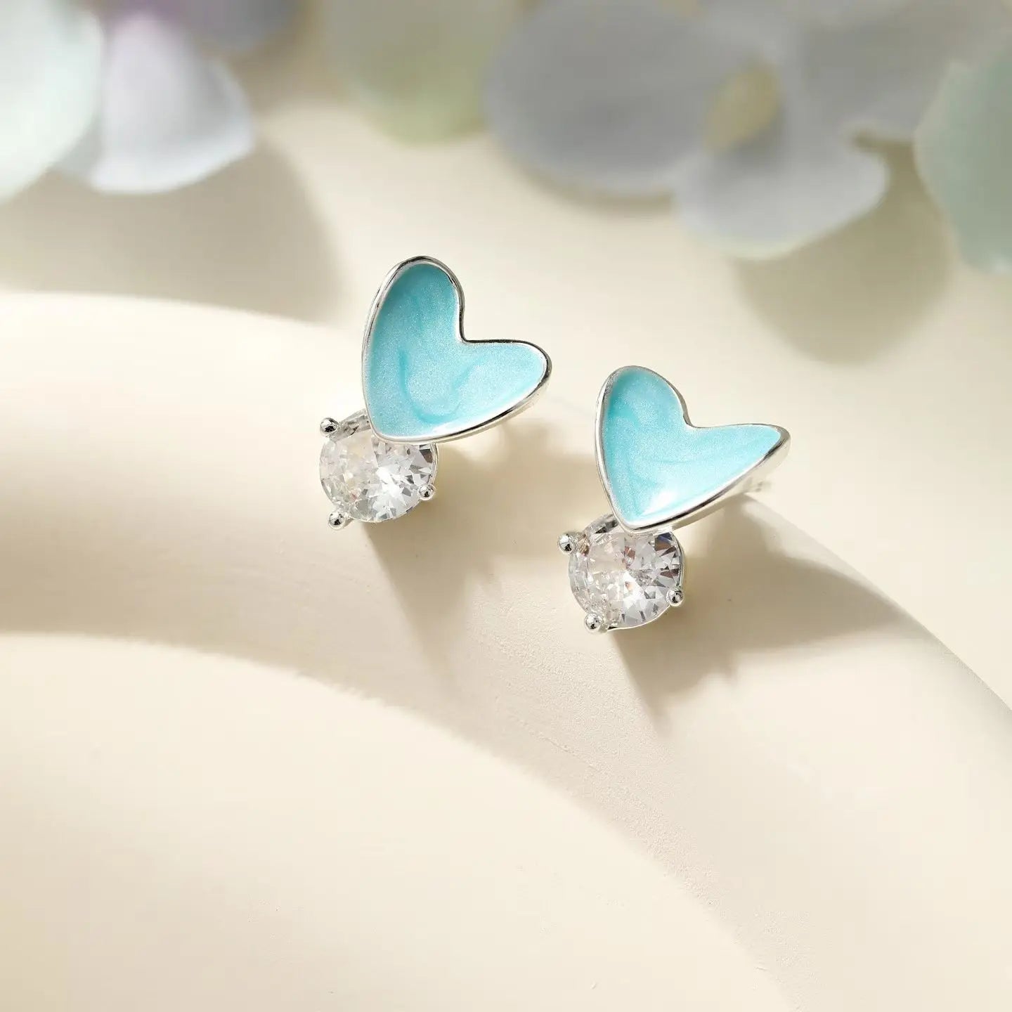 Fashion Glitter Butterfly Rhinestone Jewelry for Girls Luxurious Fine Earring Stud for Women Ladies Accessories in Stock Chic