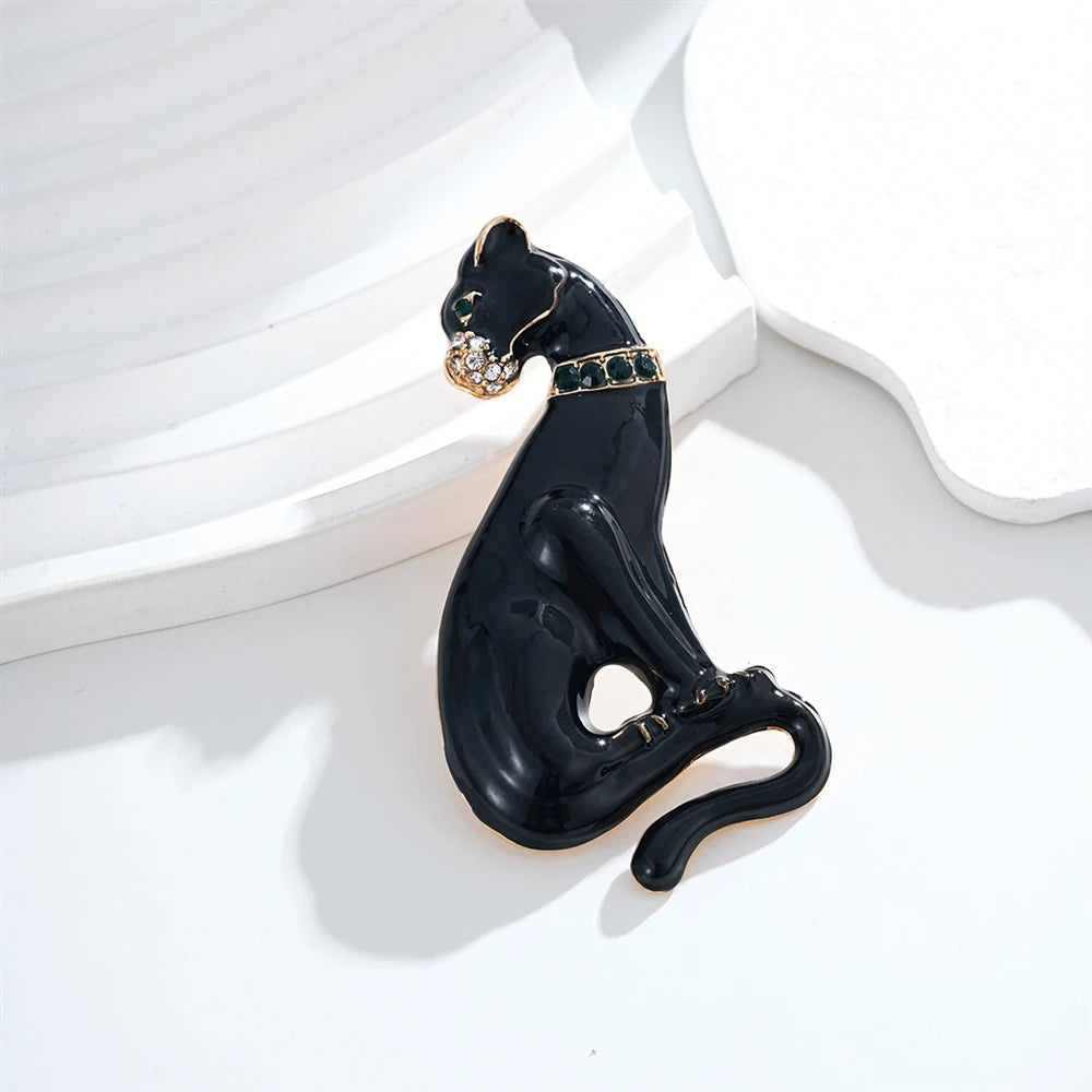 Fashion Black Leopard Trendy Brooches for Girls Stylish Punk Glamorous Charms Pins for Women Ladies Jewelry Accessories Chic