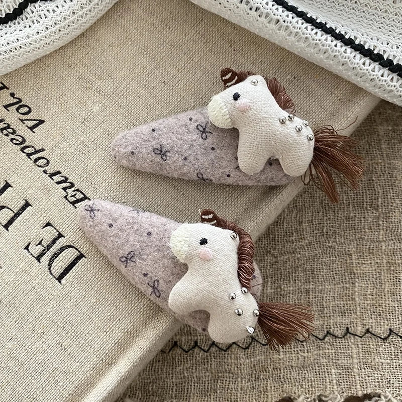 Fashion Sweet Cute Animals Horse Hair Clips for Girls Trendy Stylish Snap Clips for Women Ladies Hair Accessories in Stock