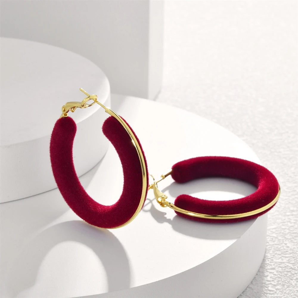 Ankela Red Flucked Velvet Earrings Large Hoop Light Luxury High-end Ear Buckles Retro Ear Jewelry for Women Autumn and Winter