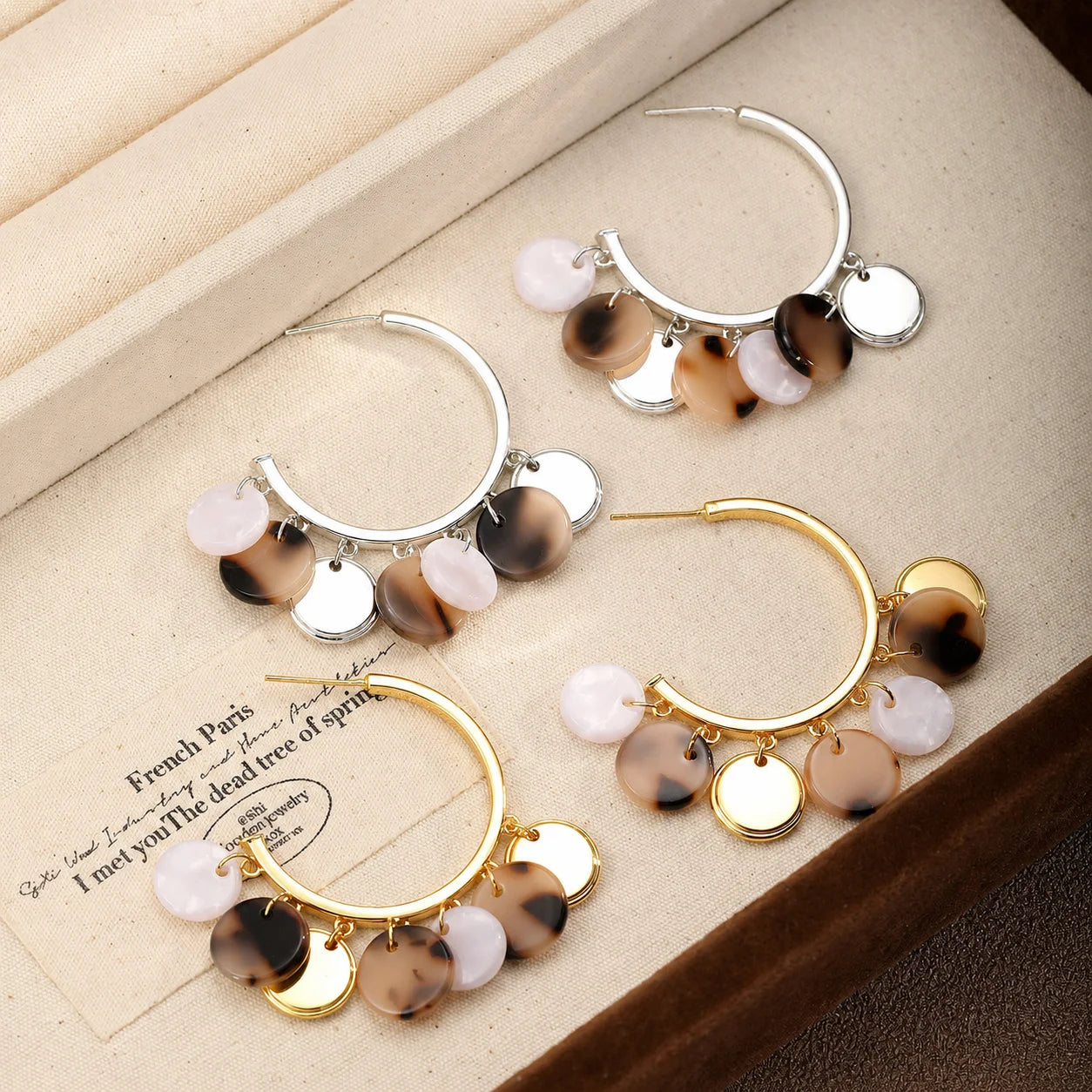 Fashion Classic Simple Copper White K Plated Acrylic Hoop Earrings for Girls Jewelry for Women Ladies Wholesale China Factory
