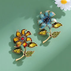 Fashion Flowers Vintage Retro Elegant Brooches for Girls Glitter New Design Sweet Floral Pins Jewelry for Women Ladies Accessory