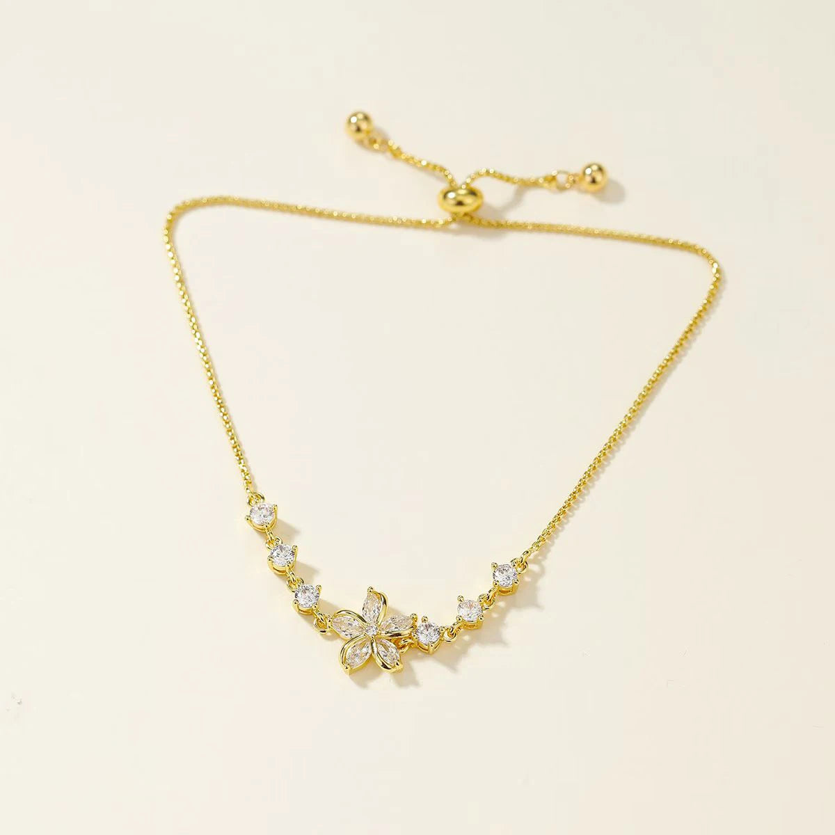 Luxury Simple Minimalistic Elegant Bracelets for Girls Charms Dainty Jewellry for Women Ladies Accessories Female Wholesale