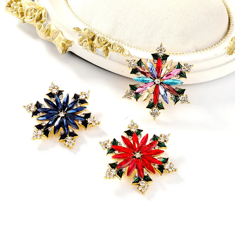 Fashion Glitter Luxury Snow Flake Sweet Brooches for Girls Trendy Stylish Pins Jewelry for Women Ladies Accessories Wholesale